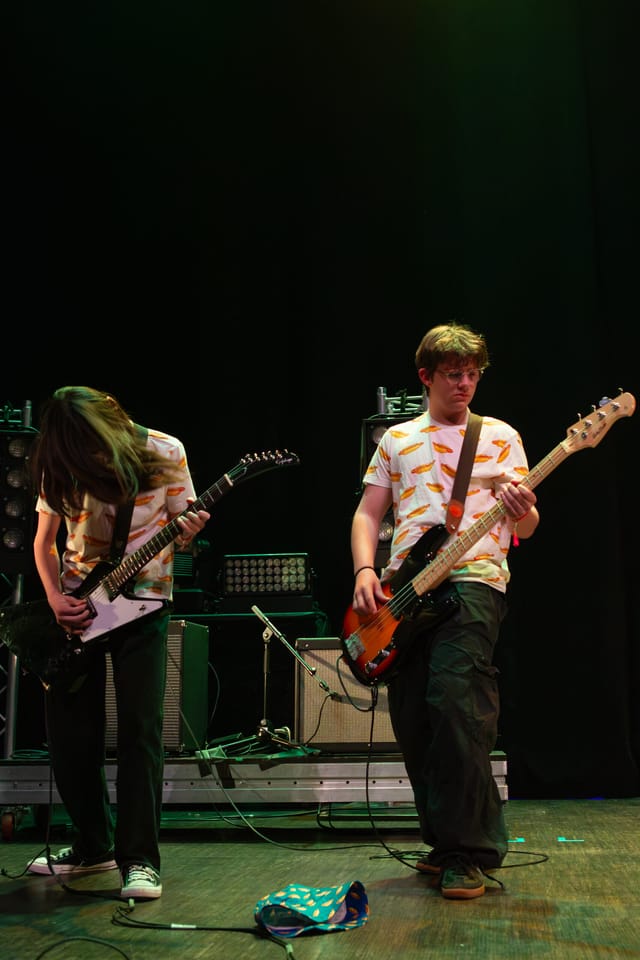Band møter band